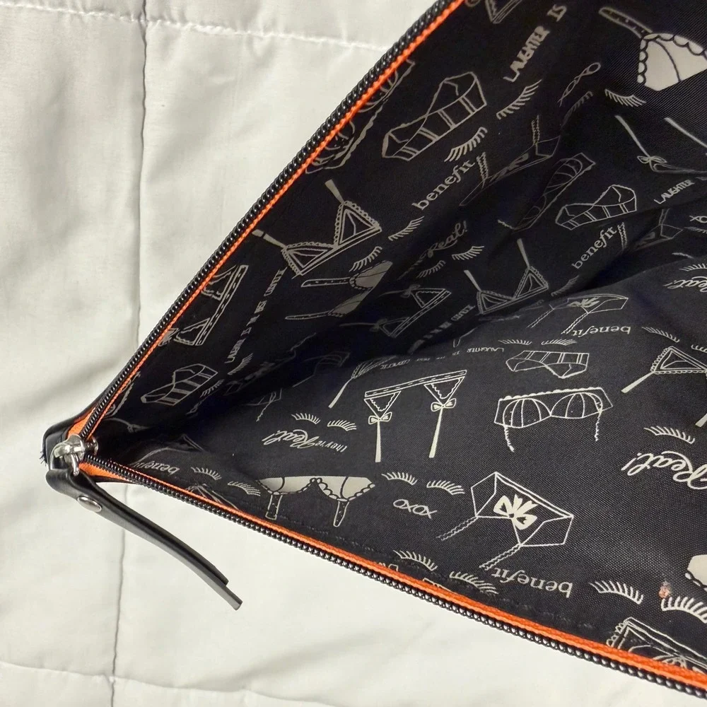 Benefit Makeup Bag OS Black Be Real Graphic Pouch